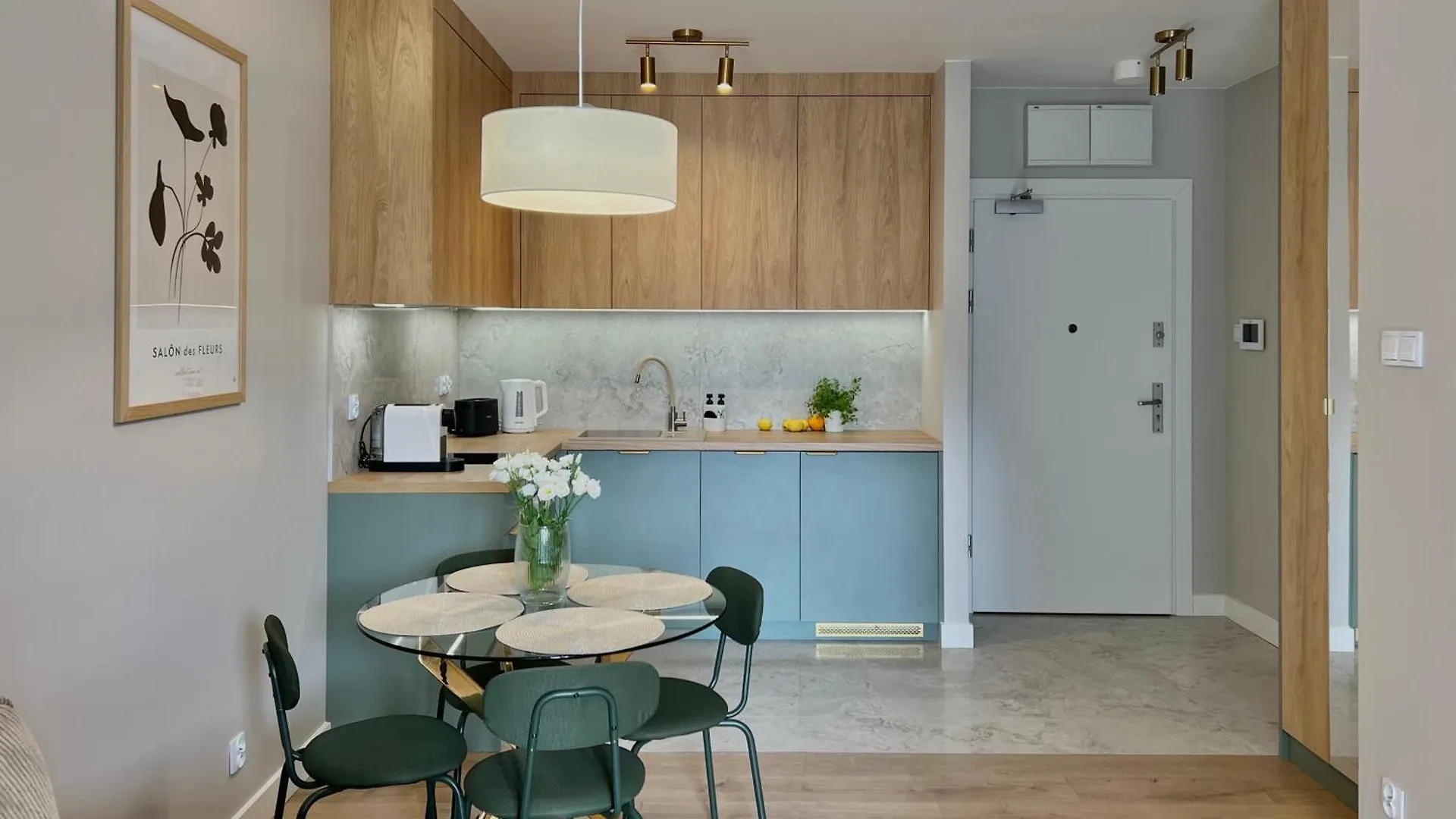 Palm Tree Perlowa Przystan Parking, 650M Do Plazy, Swiezo Oddany Nowoczesny Apartament, Parkplatz Im Preis Inbegriffen, 650 Meter Zum Strand, Frisch Fertiggestellt, Geraeumige Und Moderne Wohnung, Parking Included, 650 Meters To The Beach! Kolobrzeg