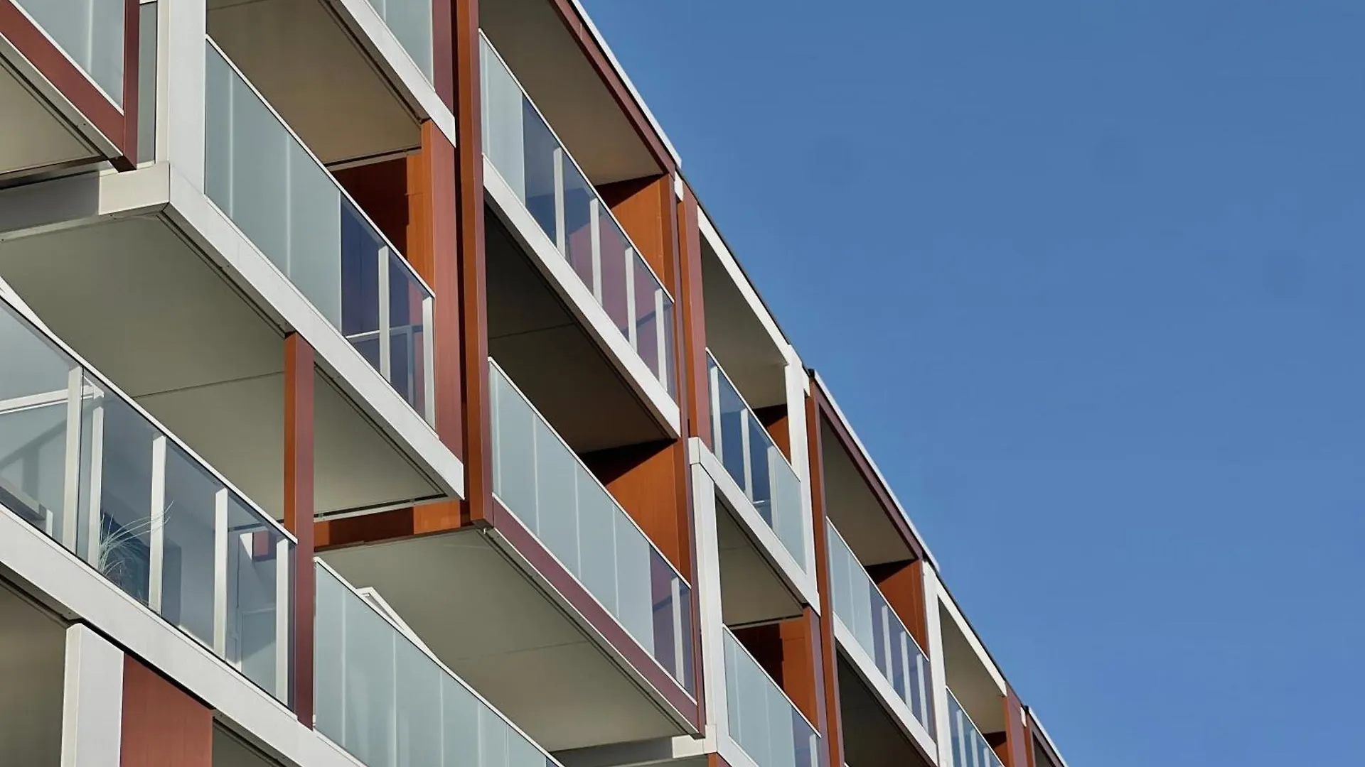 Palm Tree Perlowa Przystan Parking, 650M Do Plazy, Swiezo Oddany Nowoczesny Apartament, Parkplatz Im Preis Inbegriffen, 650 Meter Zum Strand, Frisch Fertiggestellt, Geraeumige Und Moderne Wohnung, Parking Included, 650 Meters To The Beach! Kolobrzeg Poland