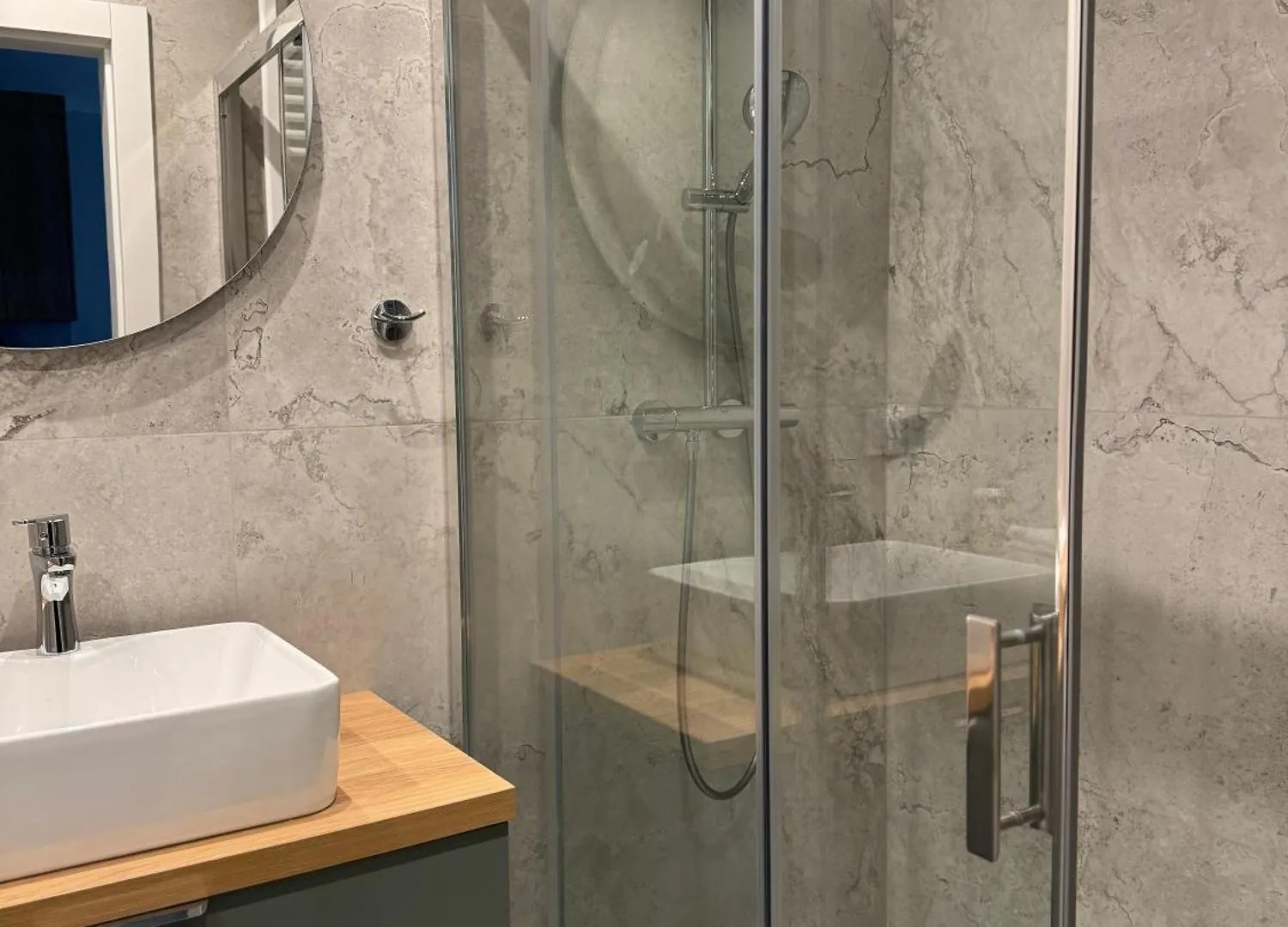Palm Tree Perlowa Przystan Parking, 650M Do Plazy, Swiezo Oddany Nowoczesny Apartament, Parkplatz Im Preis Inbegriffen, 650 Meter Zum Strand, Frisch Fertiggestellt, Geraeumige Und Moderne Wohnung, Parking Included, 650 Meters To The Beach! Kolobrzeg Apartment